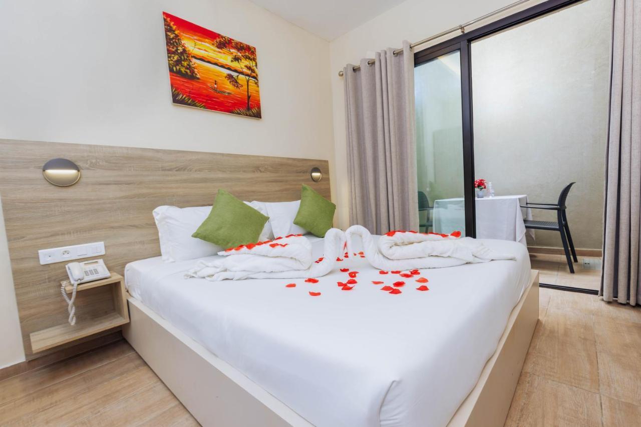 Silver Moon Hotel Abidjan Kültér fotó